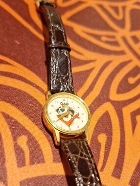 Tony Tiger Brown Leather-Strap Cartoon Dial Wristwatch